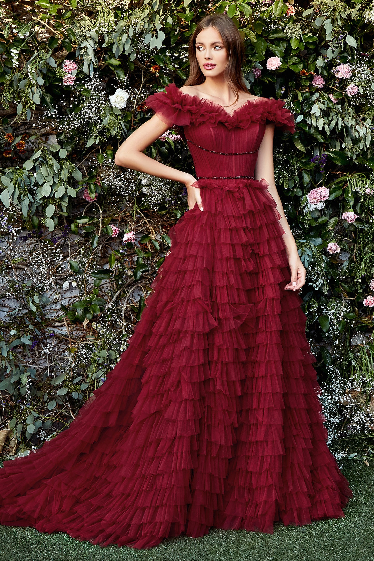 Vestido rojo al escote en capas – Boutique Maria