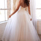 Vestido de novia de tul a capas