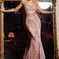 Vestido de noche corte ajustado con diseño bordado con glitter color oro rosado